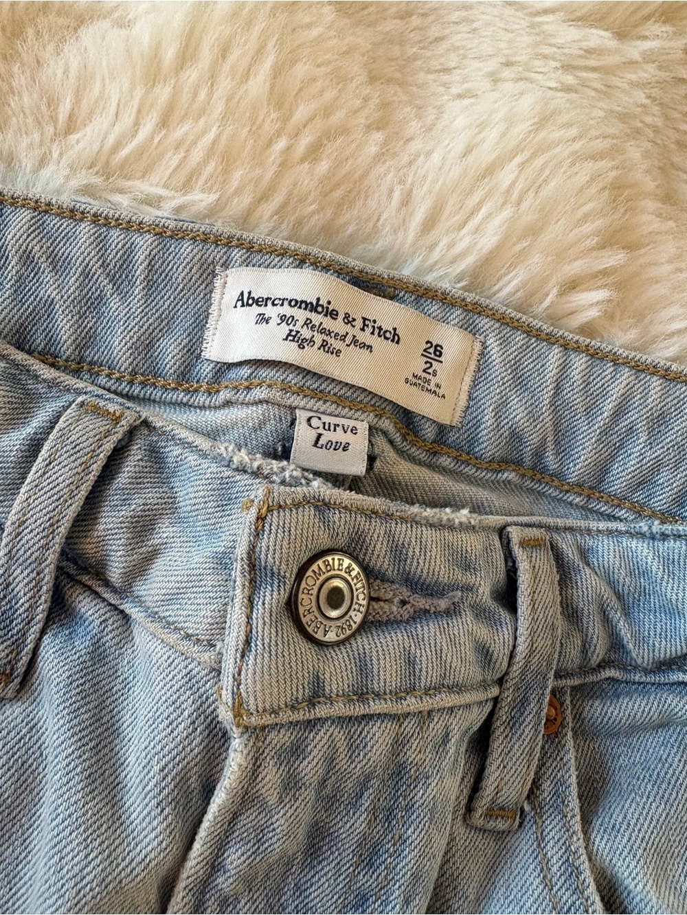 Abercrombie Light Wash Curve Love Wide-Leg Jeans - Picture 2 of 4